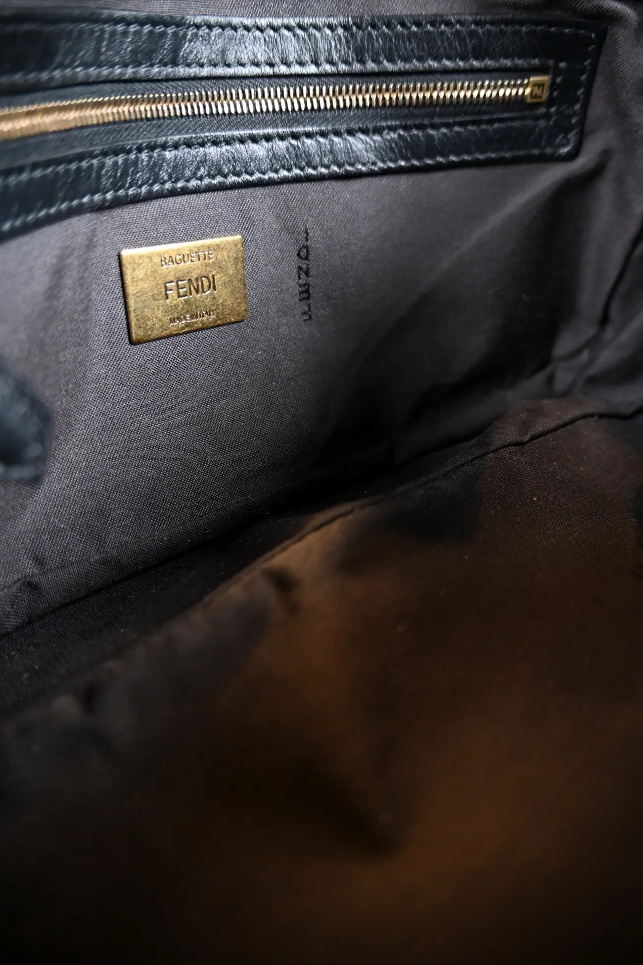 Fendi Baguette FF Sheepskin bag - Touched Vintage