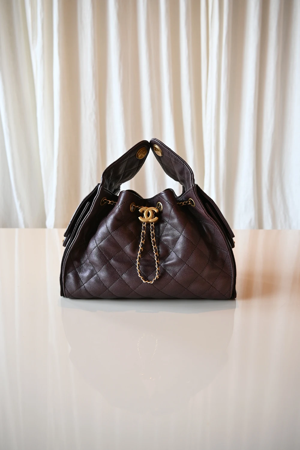 Chanel 25 small hobo bag | Burgundy