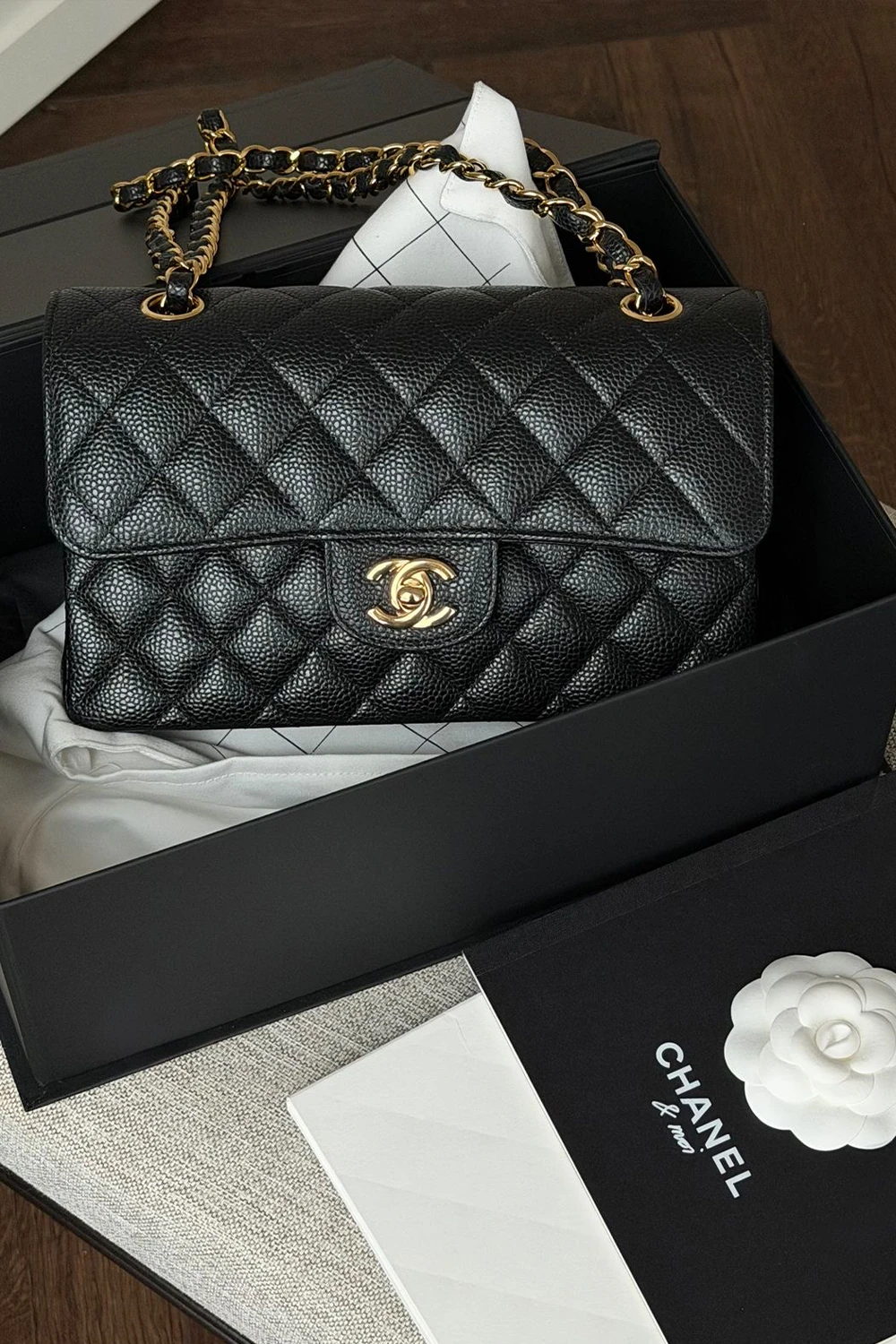 Chanel classic 11.12 small flap bag | black
