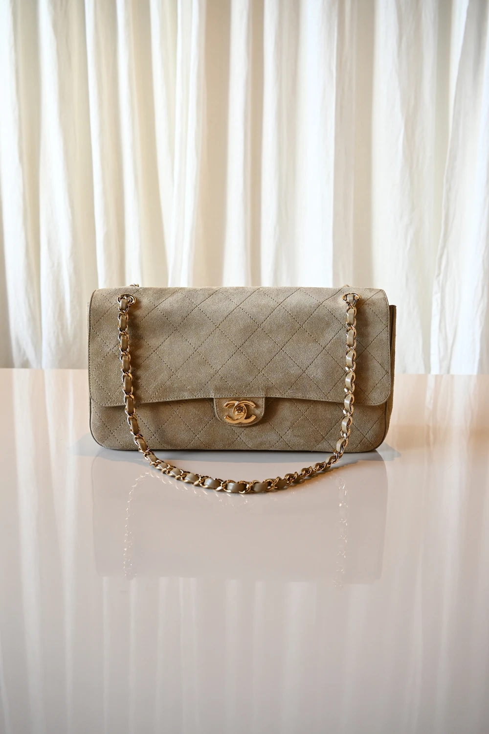 Chanel Maxi flap bag | beige 26S